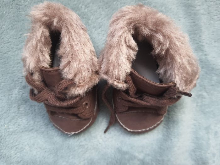 Chaussures fourrée bébé - photo numéro 2