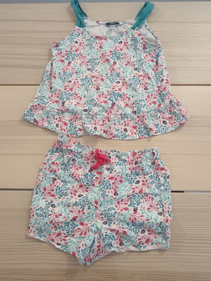 Ensemble fleurie taille 9/10 ans