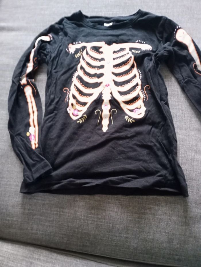 Tee shirt squelette 122/128cm