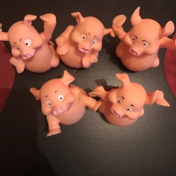 5 figurines cochon * prix 5e * kiki60230