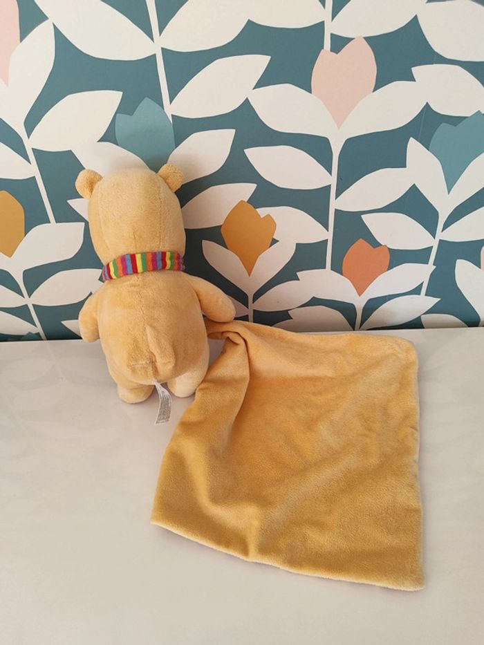 Doudou Winnie l'ourson mouchoir couverture Disney simba toys nicotoy - photo numéro 3