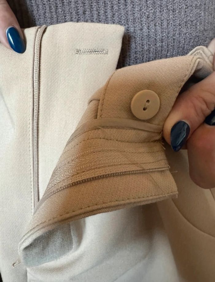 Jupe courte beige - photo numéro 5