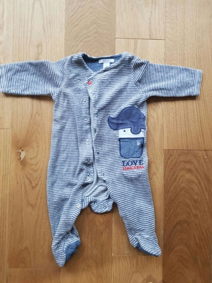 Lot 3 pyjamas 6 mois - photo numéro 9