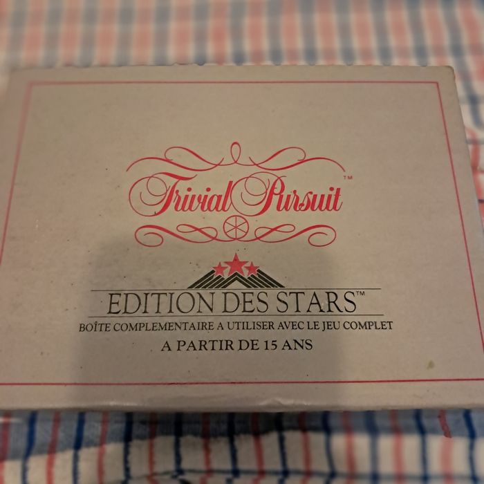 TRIVIAL POURSUIT édition des stars
