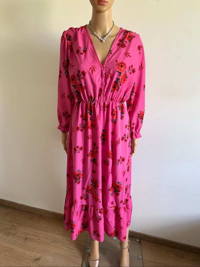 Robe longue rose neuve taille unique