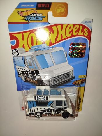 Hot Wheels Quick Bit Netflix Let's Race 2024