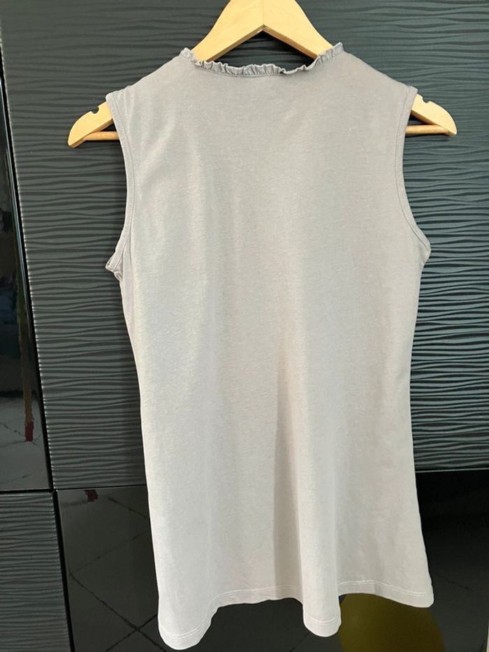 Débardeur gris Kiabi 38/40 - photo numéro 3
