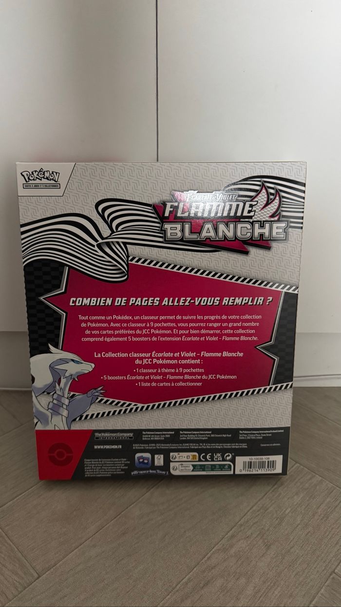 Pokémon - Coffret classeur - Flamme blanche - photo numéro 2