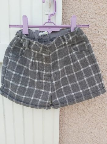 Short gris et blanc 10 ans