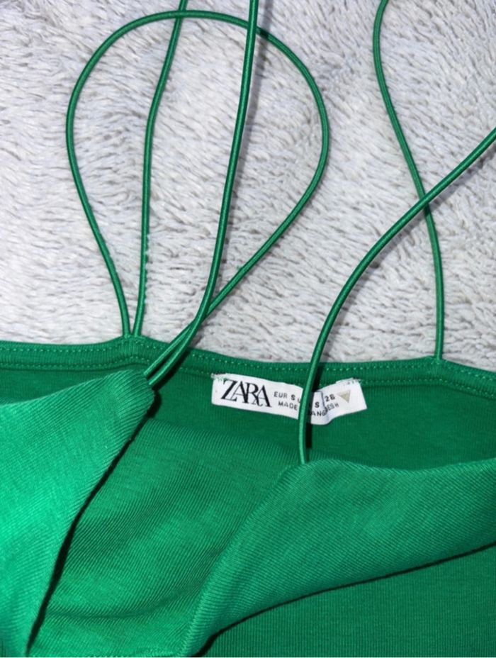Top d’été vert Zara - photo numéro 2