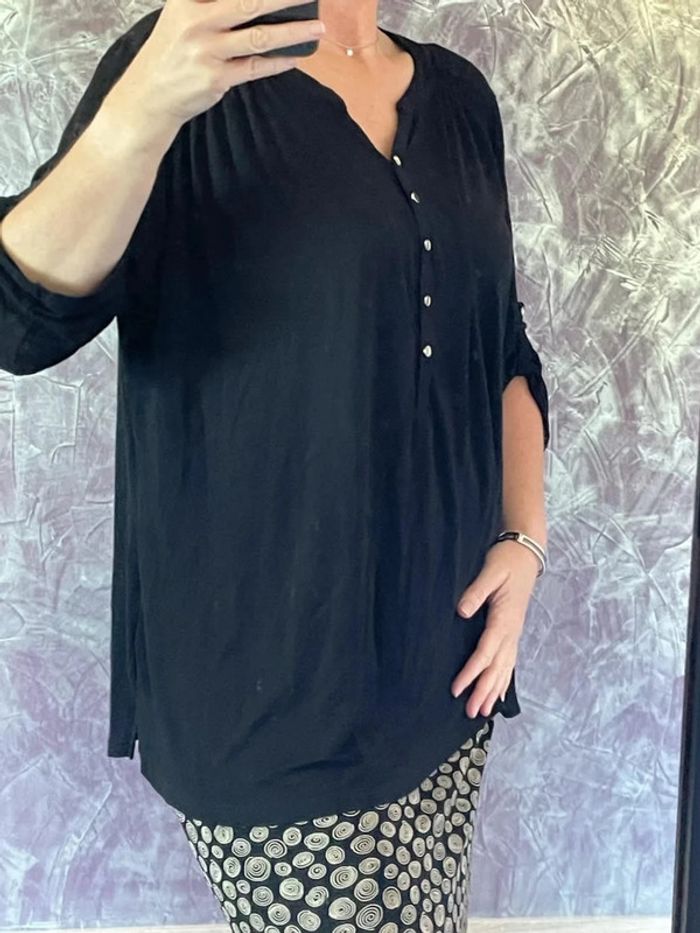 Superbe blouse noire fluide manches 3/4 2XL - photo numéro 4