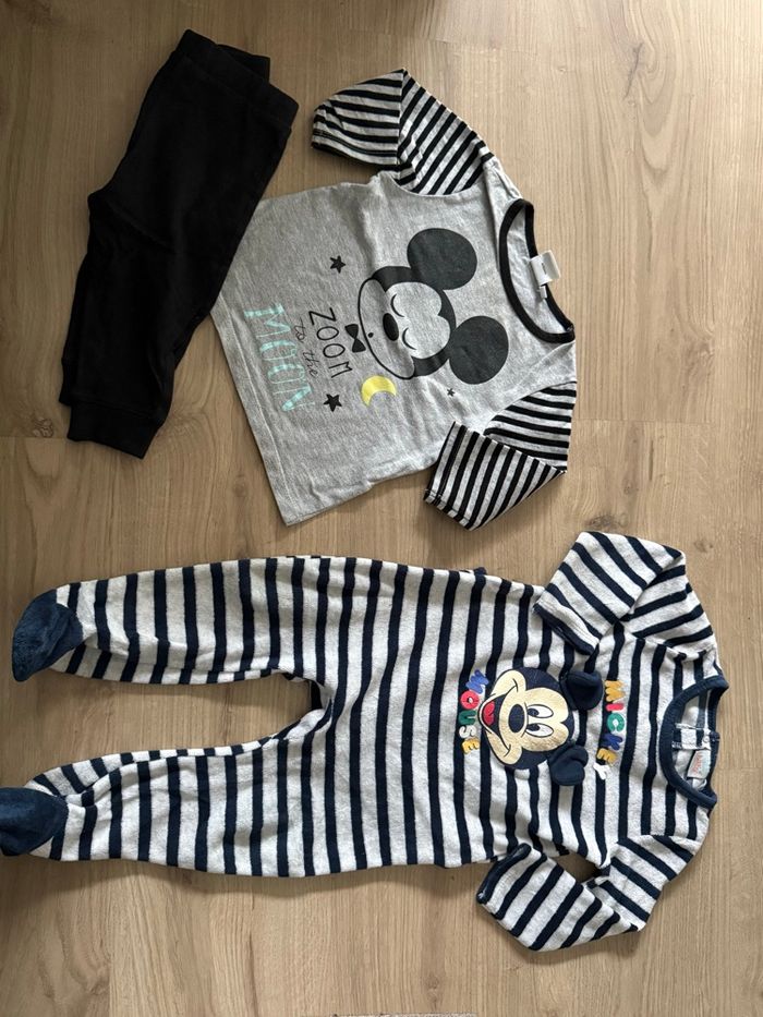 Pyjamas bébé 12 mois - photo numéro 2