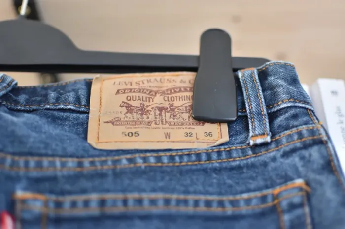 Jean Levis en taille W32L36 - Très bon état - photo numéro 4
