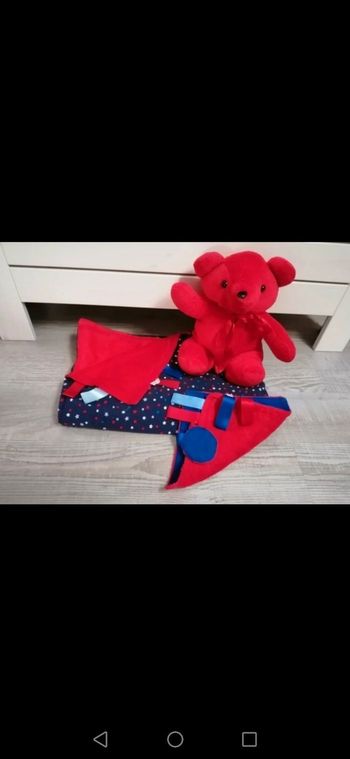 Ensemble doudou, peluche et couverture fait main.idéal cadeau naissance