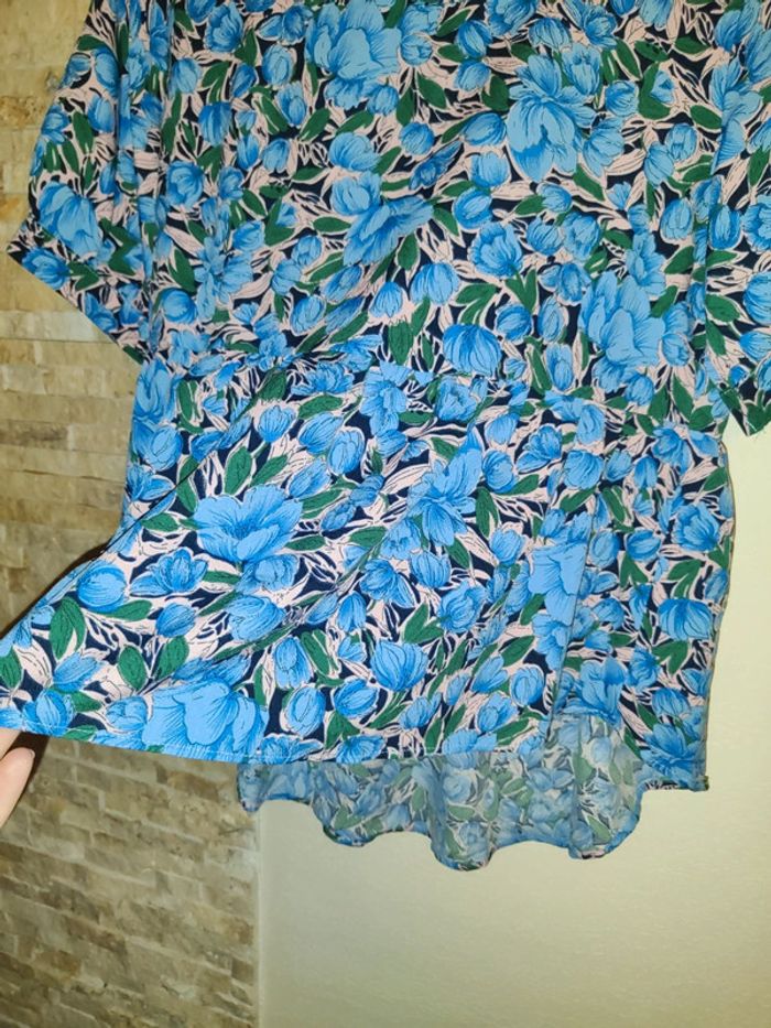 Haut fleuri bleu, rose, vert - photo numéro 4