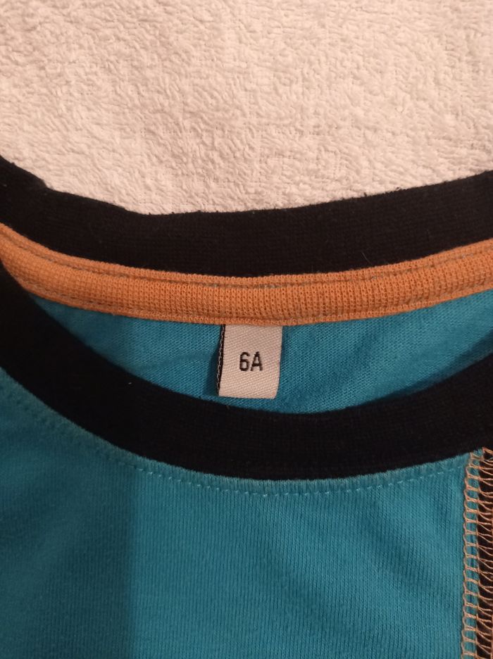 Pull très décoratif marque campus taille 6 ans pull manches longues voir photos - photo numéro 5