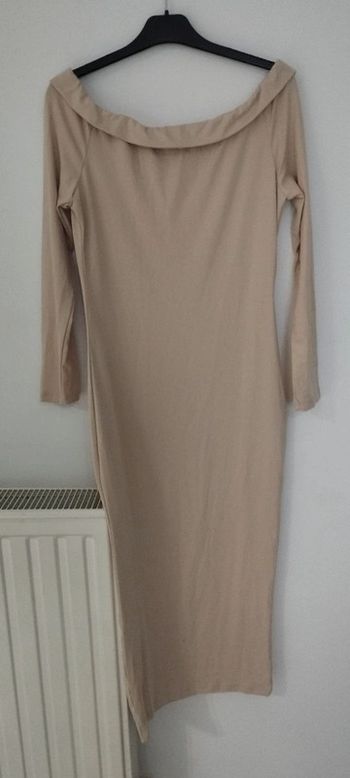 Robe longue beige taille M