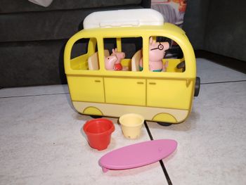 Camping car Peppa pig