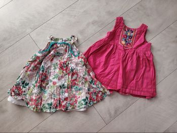 Lot de 2 robes 9 mois