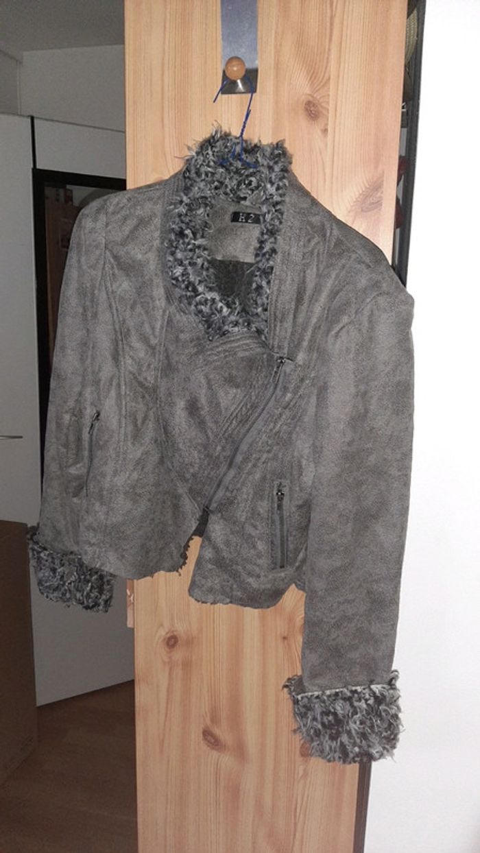 Jolie veste façon daim - photo numéro 3