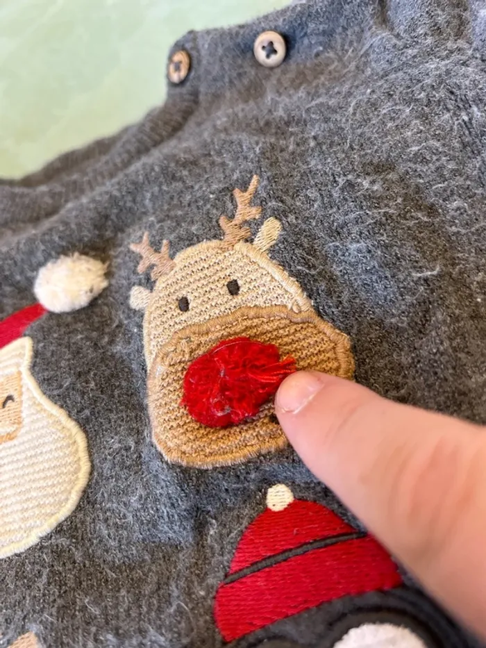 Pull de Noël C&A - 9/12 mois - photo numéro 7