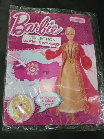 Robe de mes voyages barbie et livre neuf.la Turquie