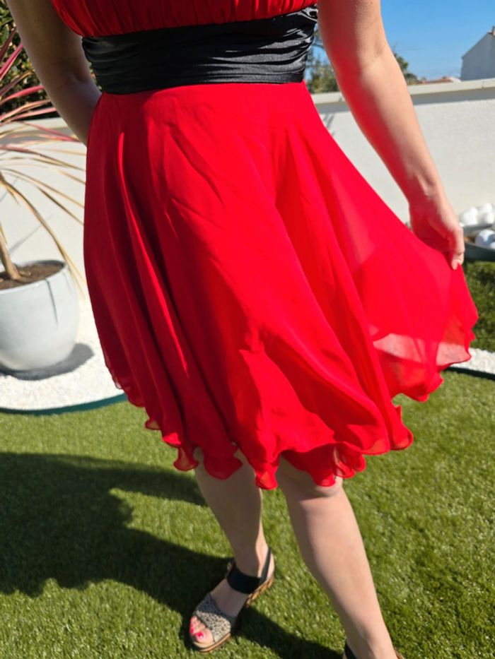 Robe cérémonie rouge - photo numéro 4