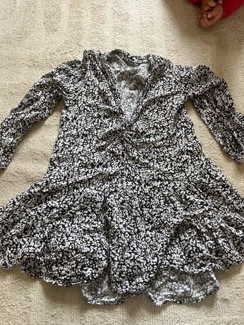 Robe noir et blanche