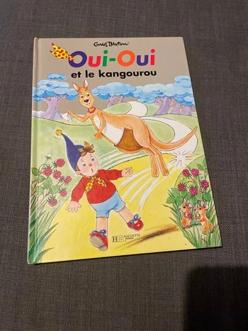Album jeunesse Oui-Oui et le kangourou