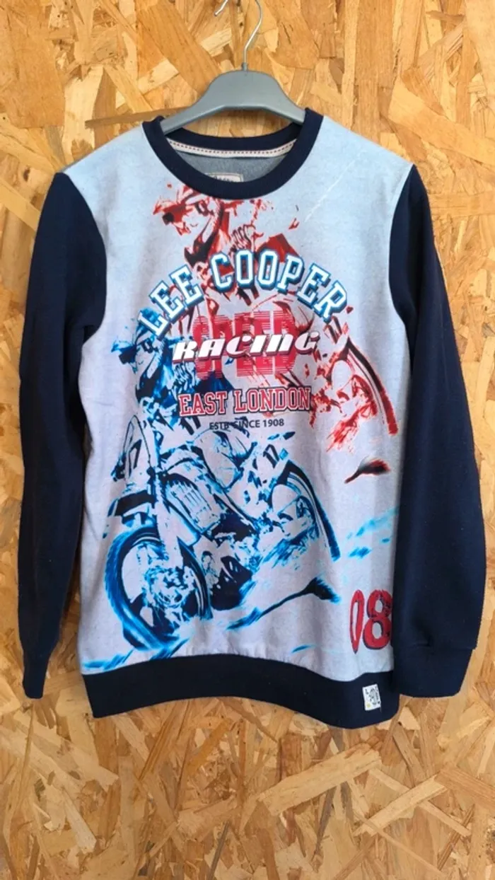 Sweat Lee Cooper