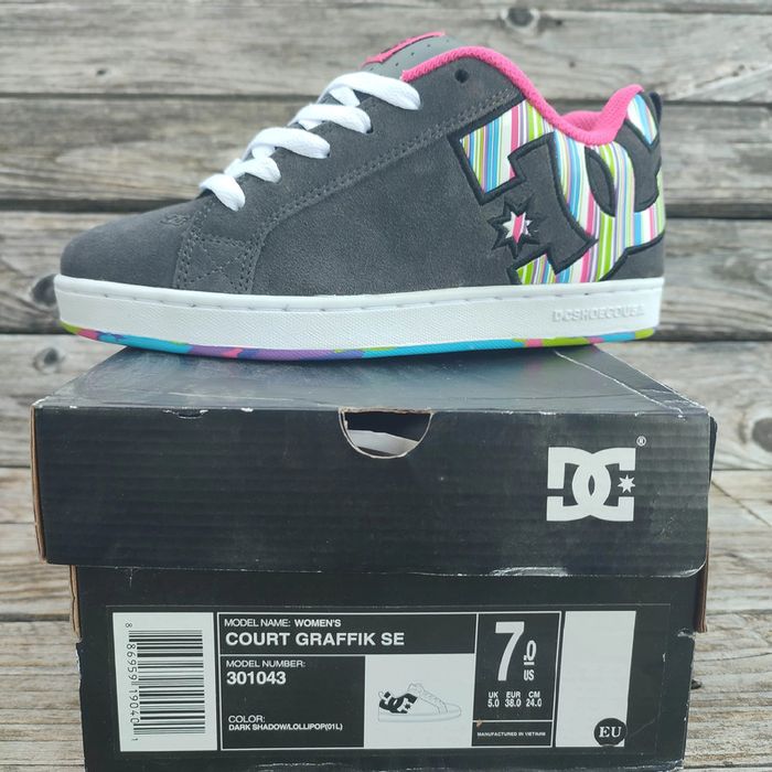 Vintage skateshoes y2k DC Shoes Court Graffik taille 38 - photo numéro 13