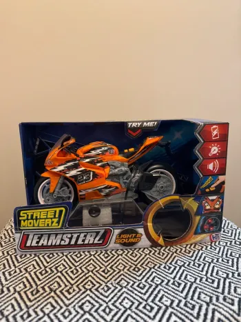 WDK - Teamsterz, moto lumière et sons - 3 ans et +