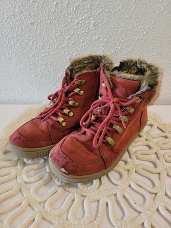*A Donner dans un lot*   Bottines fille 👧 31