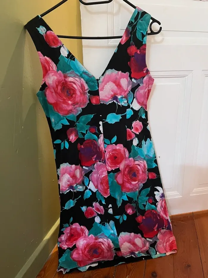 Robe Rinascimento taille M - photo numéro 2