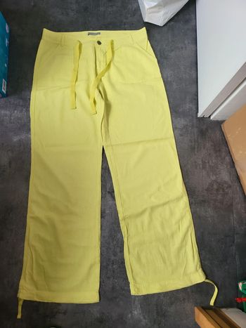 Pantalon femme 42 peu porté