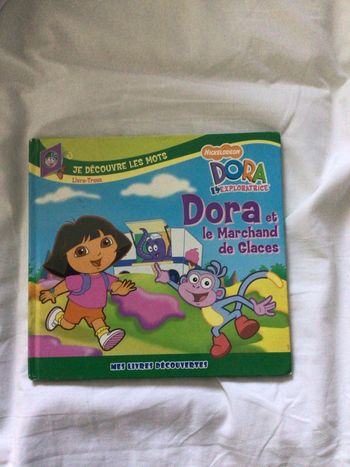 Dora et le marchand de glaces