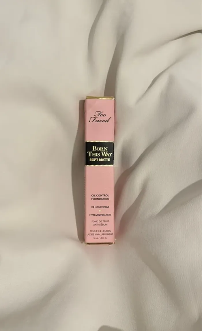 Too faced born this way soft matte