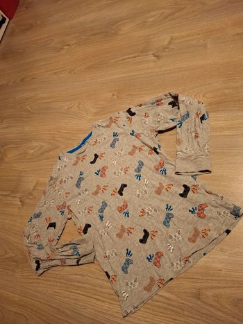 Haut à manche longue garçon motif manettes de jeux 158 / 164 soit 13 / 14 ans