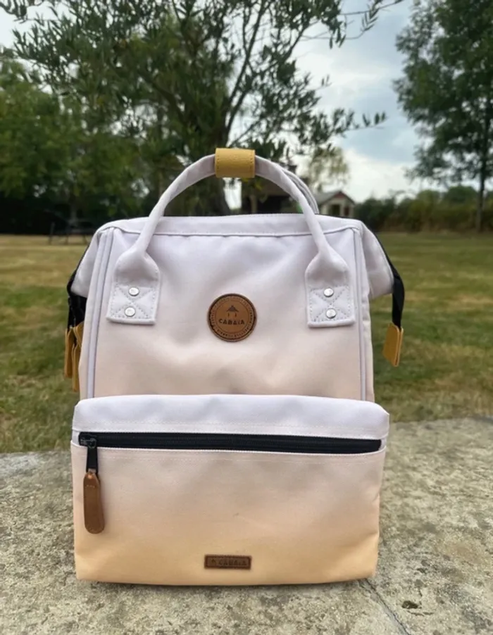 Sac à dos Cabaïa Barcelone S et ses deux pochettes + sachet de lavande - photo numéro 2