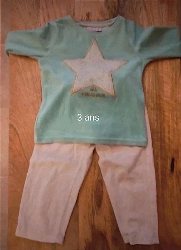 Pyjama fille rose et bleu taille 3 ans : Douceur et confort garantis - photo numéro 2