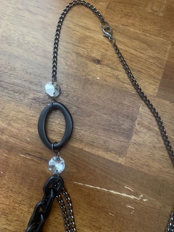 Collier noir - photo numéro 2
