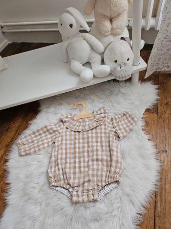 Barboteuse vichy beige collerette