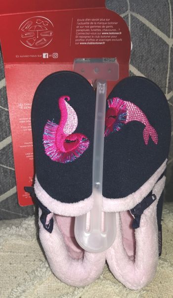Chaussons Isotoner P27 neufs