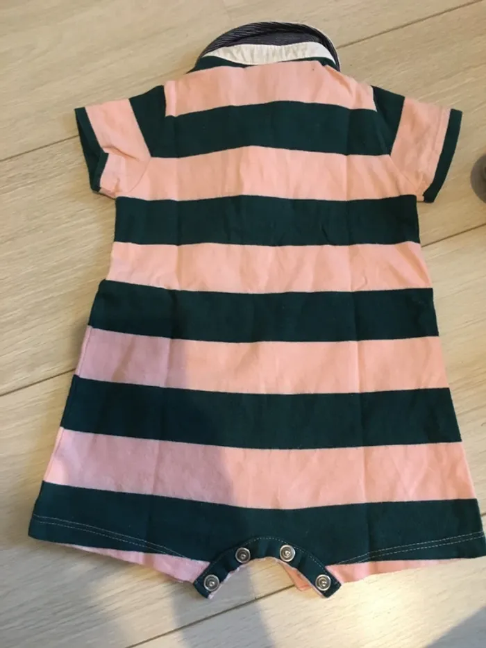 Lot 2 barboteuses 6 mois - photo numéro 6