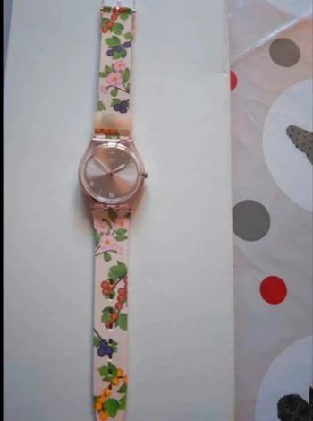 Élégante Montre Swatch Suisse Fleurie Modèle Rare