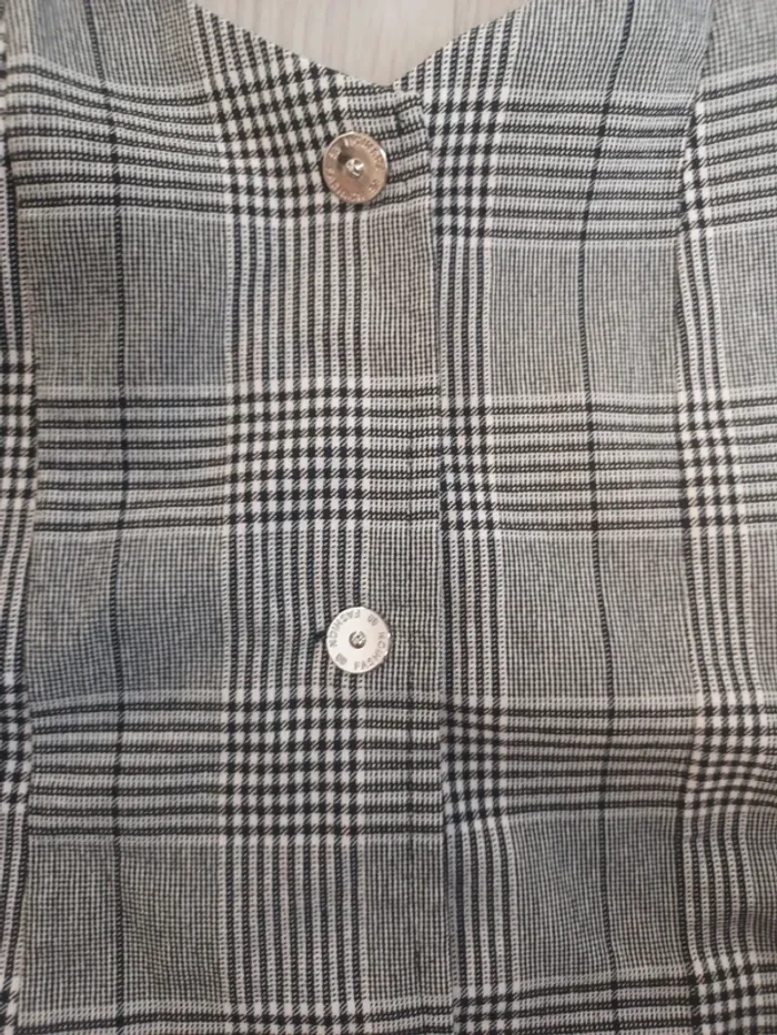 Mini robe à bouton - photo numéro 12
