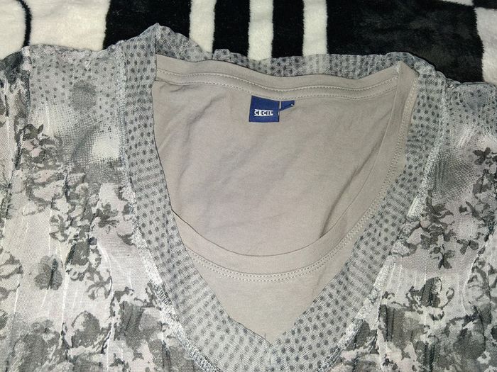 Haut Taille 44 - photo numéro 2
