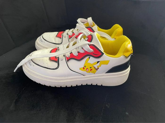 Baskets garçon Zara taille 33 Pokémon - photo numéro 3