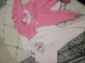 2 pyjamas minnie