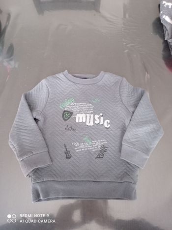Pull gris 3 ans